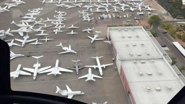 Mayweather-Pacquiao attendees' private planes shut down airport lot