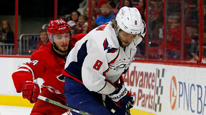 Capitals win 6th straight game, beat Hurricanes 2-1