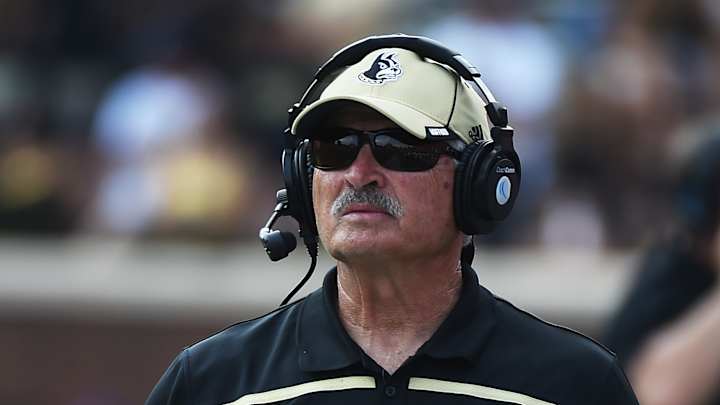 Watson throws for 2 TDs, No. 12 Clemson routs Wofford 49-10