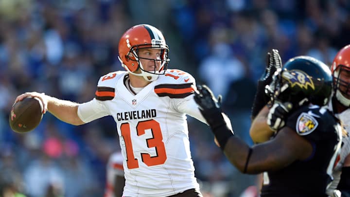 Browns quarterback McCown practicing on sore left ankle