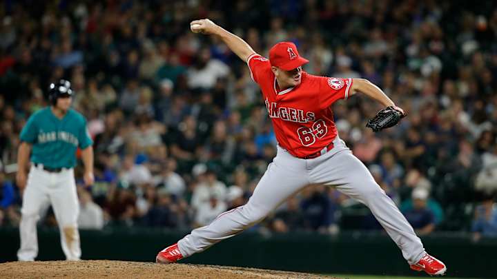 Trout, Cron hit 2 HRs each, Angels beat Mariners 7-3