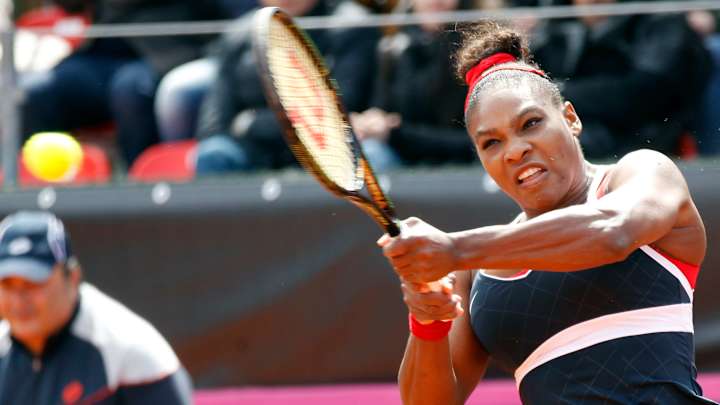Serena Williams overcomes the wind and Errani in Fed Cup Serena Williams overcomes the wind and Errani in Fed Cup