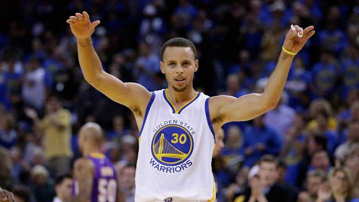 Stephen Curry pays his mom when he has too many turnovers