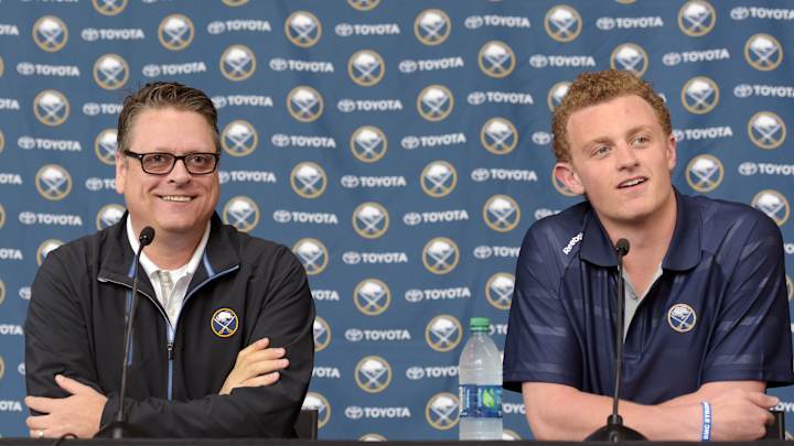 Sabres draftee Eichel arrives in Buffalo, could sign deal