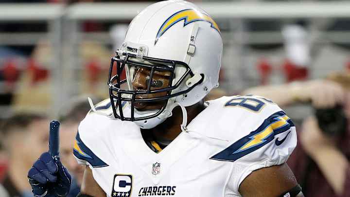 Chargers tight end Antonio Gates suspended 4 games
