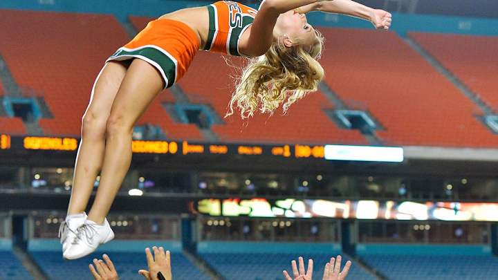 Cheerleader of the Week: Valentina