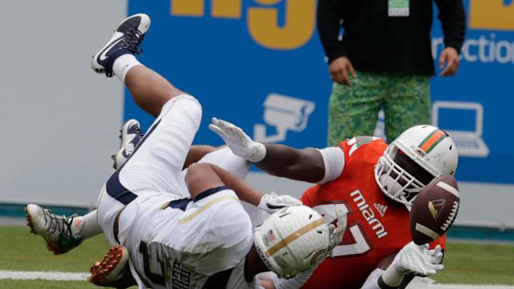 Walton scores 3 TDs, Miami beats Georgia Tech 38-21