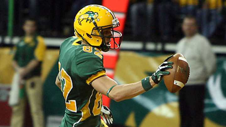 North Dakota State rolls back to FCS title game