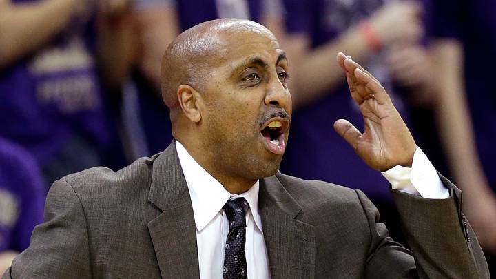 1st college hoops game in China: Texas vs Washington 1st college hoops game in China: Texas vs Washington
