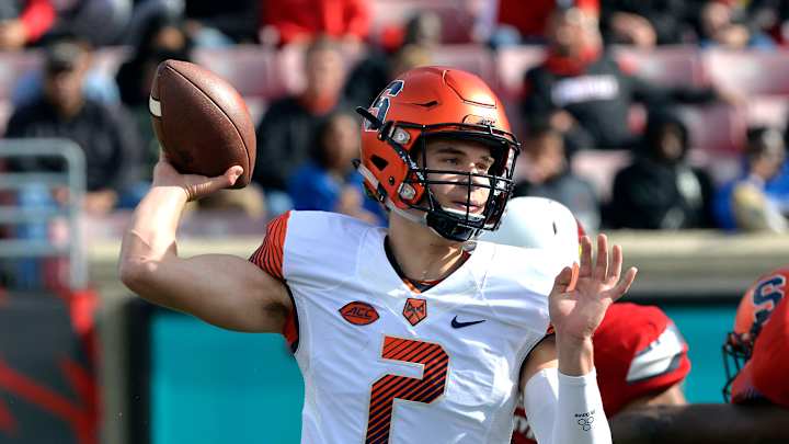 Syracuse's Scott Shafer coping with 6th straight loss Syracuse's Scott Shafer coping with 6th straight loss