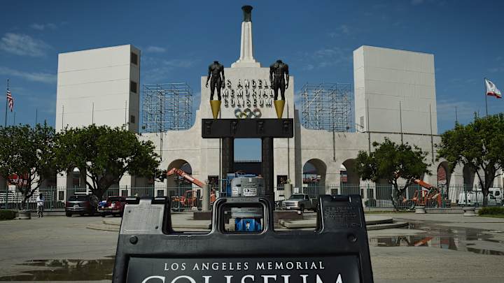 Report: L.A. strikes 2024 U.S. Olympic bid deal, pending OK from city council