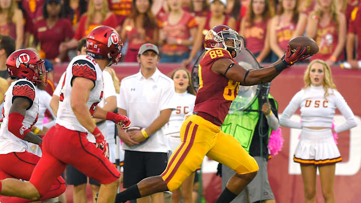 LB Smith's 3 INTs lead USC's 42-24 rout of No. 3 Utah