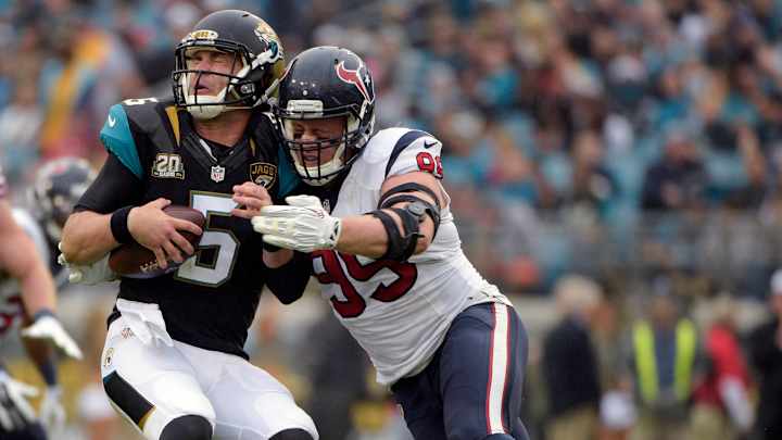 Hoyer and Mallett compete to start at QB for Texans