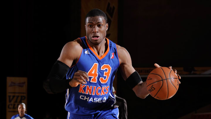 Report: Knicks finalizing deal with SF Thanasis Antetokounmpo