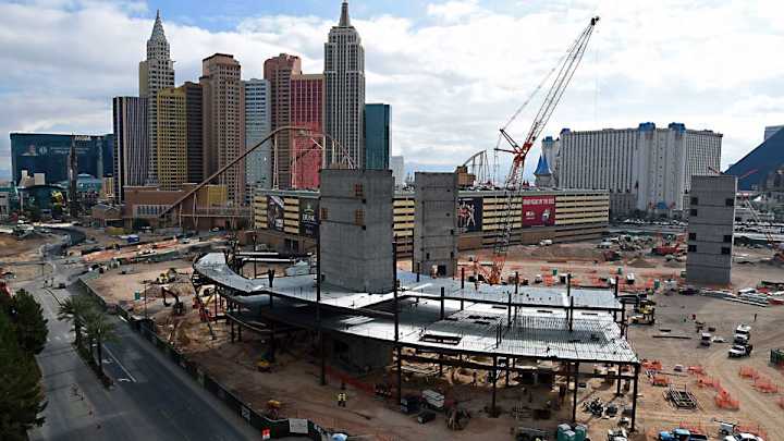 NHL coy about expansion process; Blackhawks deny Cup to Raanta