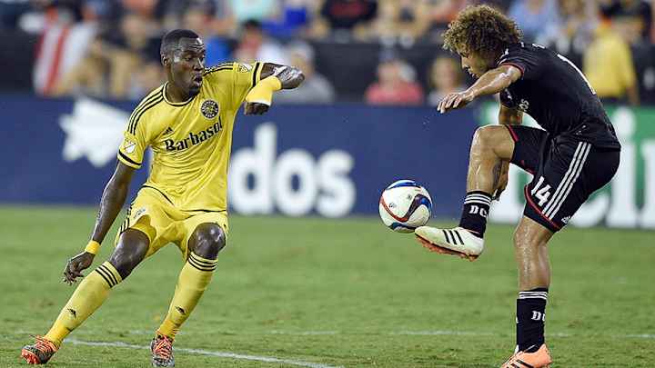 MLS Roundup: Crew beats D.C. United, edges closer to playoff berth