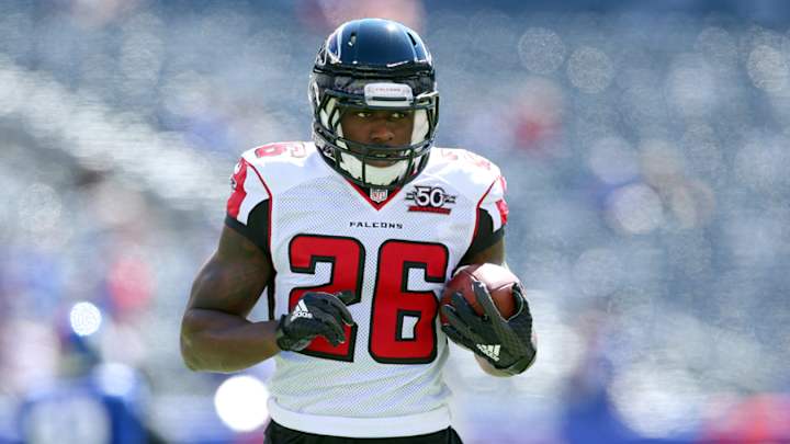 Falcons RB Tevin Coleman fractures rib, no timetable for return
