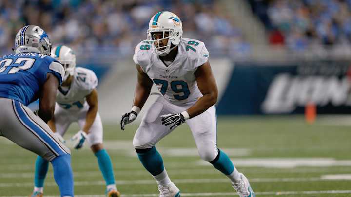 Report: Dolphins tender restricted free-agent DE Derrick Shelby Report: Dolphins tender restricted free-agent DE Derrick Shelby