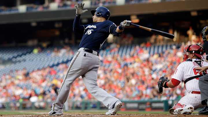 Lind, Gennett lead Brewers past Phillies 9-5