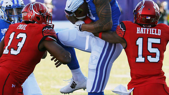 Utah scores on turnovers early, holds on 35-28 over BYU