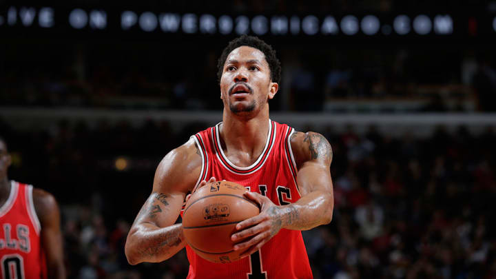 Bulls PG Derrick Rose to undergo knee surgery Friday