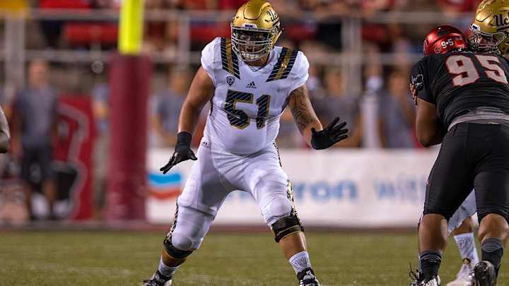 UCLA OL Alex Redmond declares for draft, to skip Foster Farms Bowl