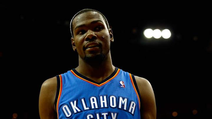 Kevin Durant takes on writer who disparaged Nick Collison's extension