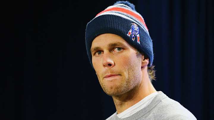 As Deflategate rages on, Tom Brady's story simply doesn't add up