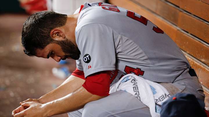 Frazier and Phillips HR, Reds hand Cards 4th loss in 5 games