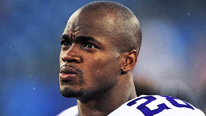 Report: Vikings will keep Peterson if he is not traded before end of draft