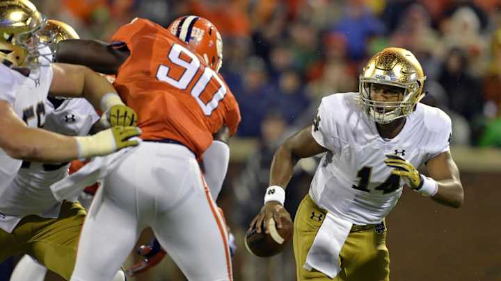 Notre Dame quarterback Kizer having fun despite close games Notre Dame quarterback Kizer having fun despite close games
