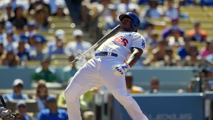 Inconsistent Dodgers open 2nd half with NL West lead