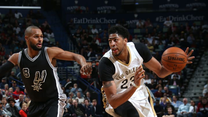 Davis' big game in return lifts Pelicans over Spurs, 104-90