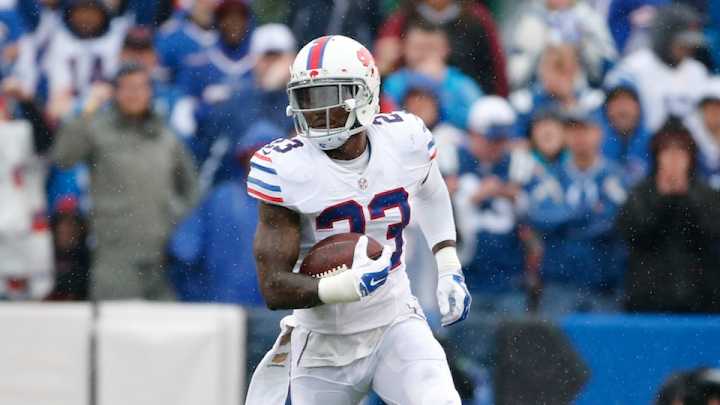 Watch: Bills safety Aaron Williams leaves game with neck injury
