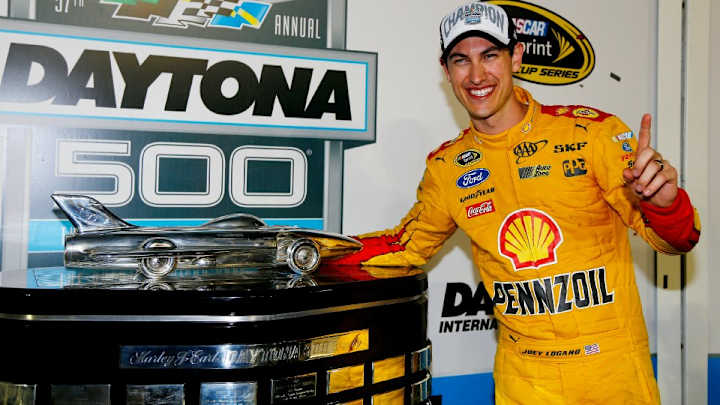 Joey Logano does not know how much a ton weighs Joey Logano does not know how much a ton weighs