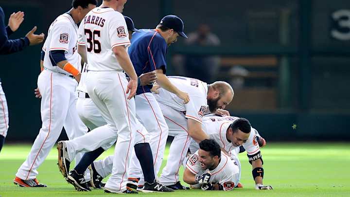 Watch: Astros beat Tigers on walk-off hit by Jose Altuve Watch: Astros beat Tigers on walk-off hit by Jose Altuve