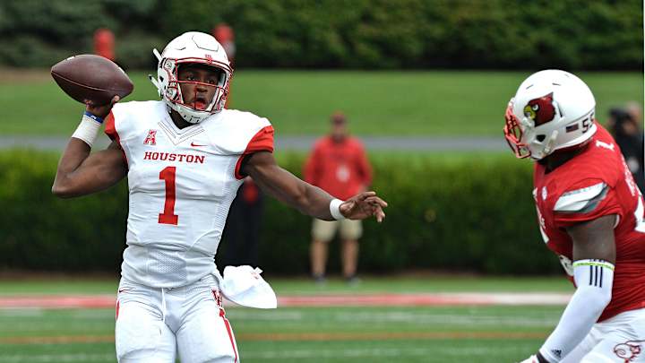 Wards throws 3 TDs to rally Houston past Louisville 34-31