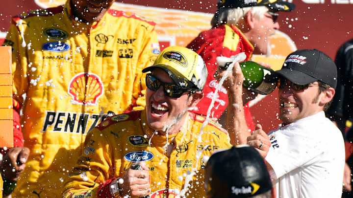 Joey Logano wins Cheez-It 355 at Watkins Glen, saves fuel this time