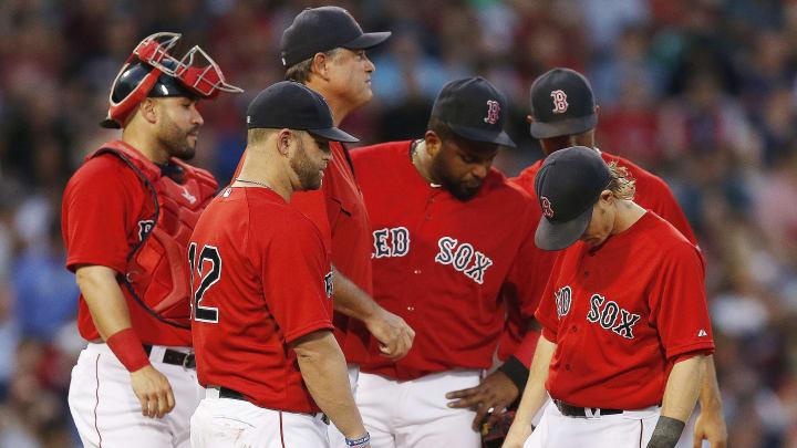 Red Sox RHP Buchholz leaves with elbow tightness