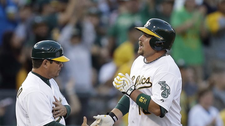 Vogt's RBI single in 10th gives Athletics 3-2 win over Twins
