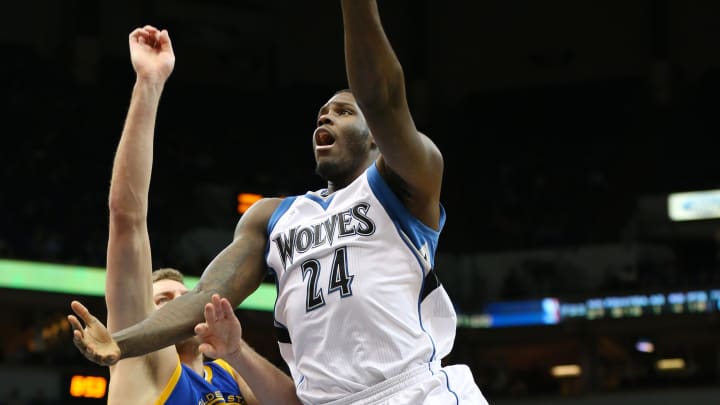 Raptors sign Canadian forward Anthony Bennett