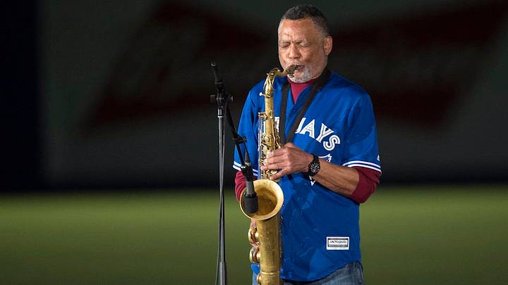 Russell Martin's dad plays 'O Canada' at Jays' game on saxophone Russell Martin's dad plays 'O Canada' at Jays' game on saxophone