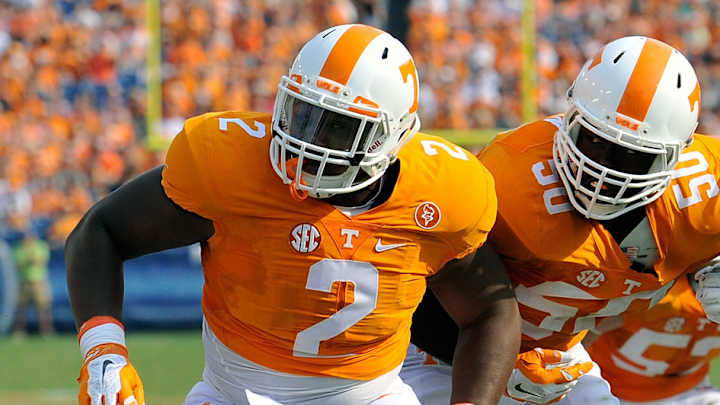 Tennessee DT Shy Tuttle out for season with broken fibula