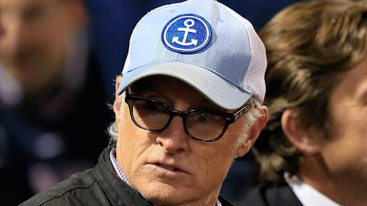 Watch: Mad Men's John Slattery once starred in a TV commercial for SI Watch: Mad Men's John Slattery once starred in a TV commercial for SI