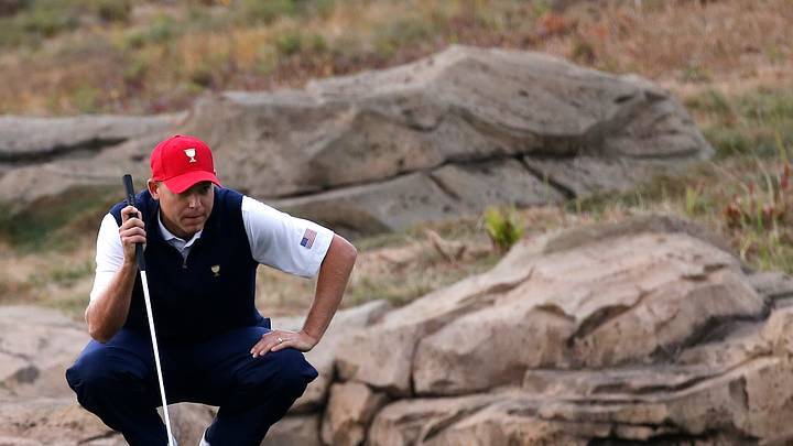 US holds on to win the Presidents Cup