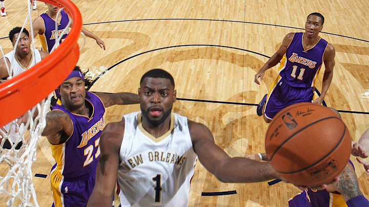 Byron Scott on Lakers defense: The 'worst I've seen' Byron Scott on Lakers defense: The 'worst I've seen'