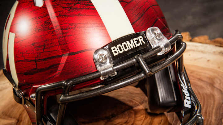 Oklahoma unveils new alternate uniforms for 2014 season