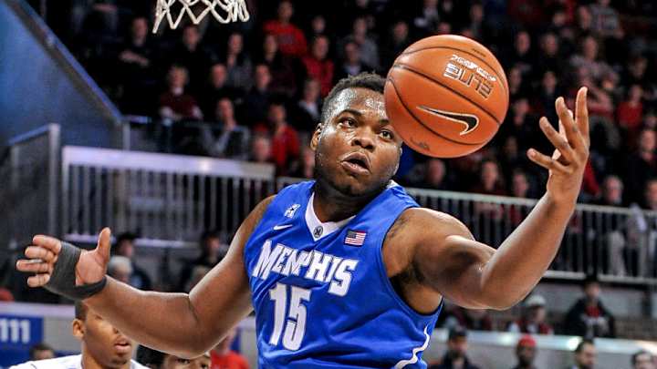 Memphis forward Dominic Woodson will transfer from program