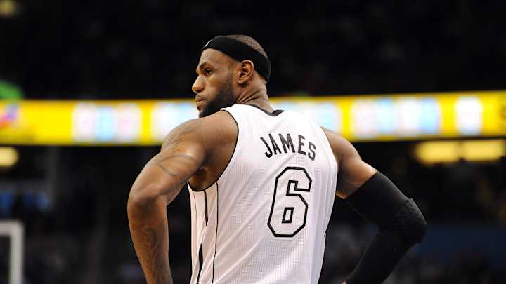 Report: LeBron James' 'inner circle' wants him to go back to Cleveland Report: LeBron James' 'inner circle' wants him to go back to Cleveland