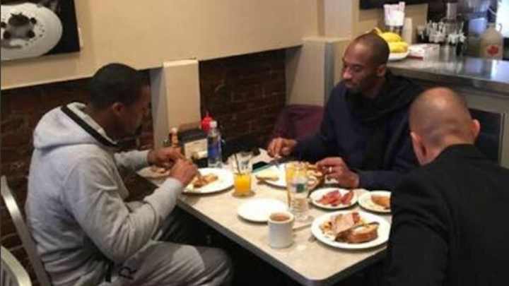 Kobe Bryant, Rajon Rondo have breakfast in Boston